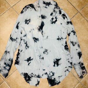 Velvet Heart Long Roll Tab Sleeve Multicolor Button Up Medium Top